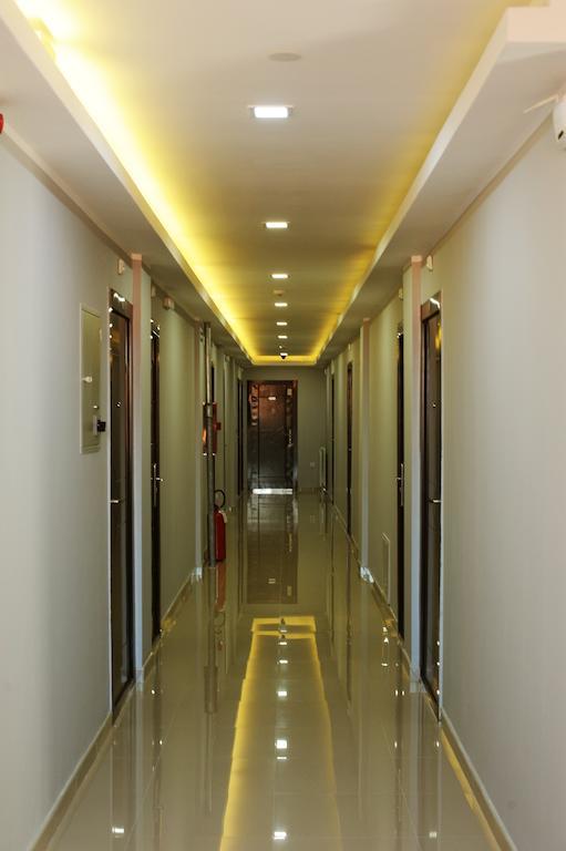 Garni Hotel Crystal Ice นิส ภายนอก รูปภาพ